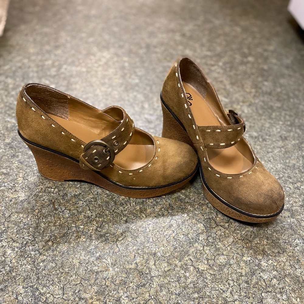 Closed toe wedges with strap across foot